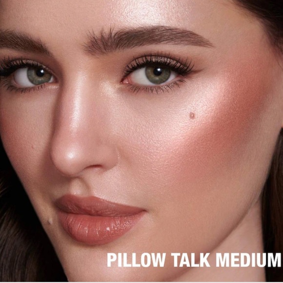 CHARLOTTE TILBURY Beauty Light Wand-Pillow Talk 2 - Picture 2 of 9